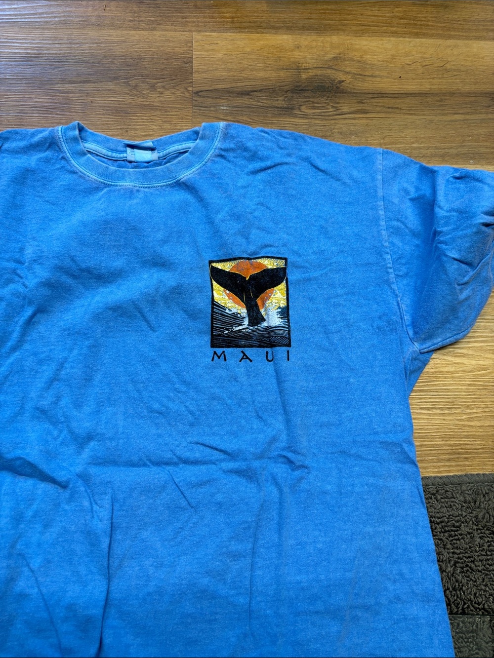 Crazy Shirt Maui Short-Sleeve Graphic T-Shirt in Blue - Picture 2 of 3